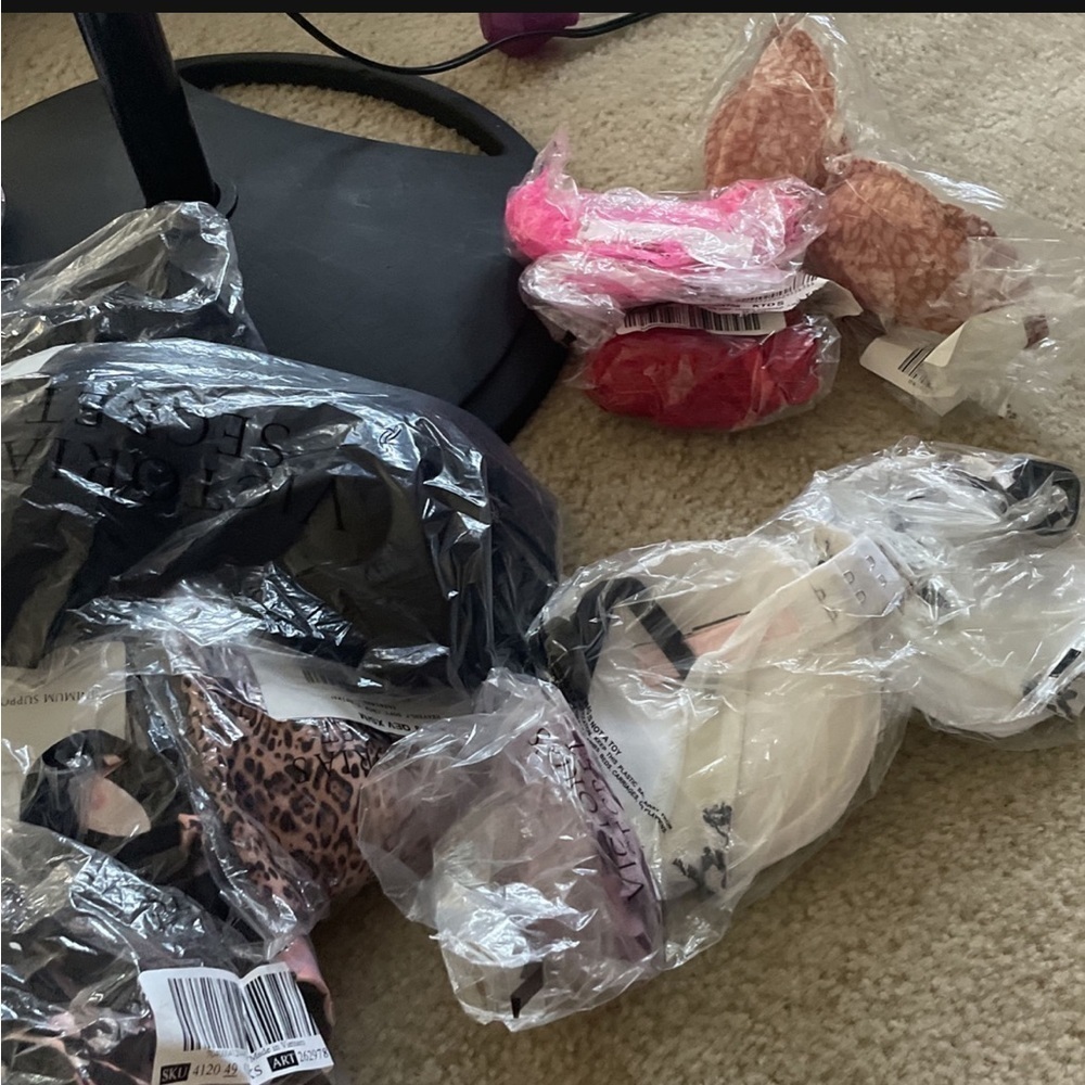 NWT VICTORIA SECRET MYSTERY BUNDLE​​​​​​​​ - Picture 4 of 4